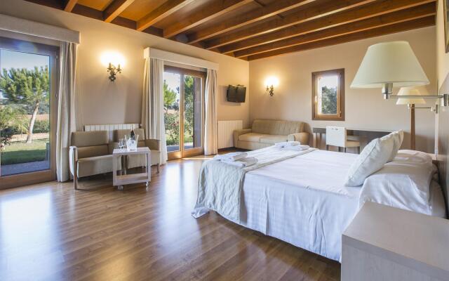 Finca Short De Conies 2
