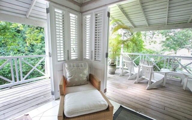 Charming 2-Bed Cottage By Beach by BSL Rentals