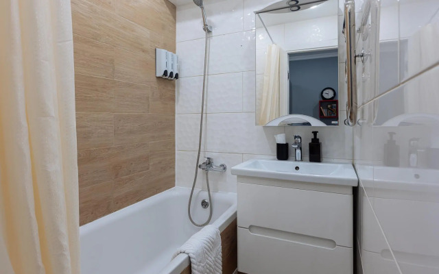 Апартаменты на Старопрегольской набережной 14