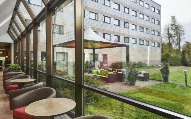 Holiday Inn Helsinki - Vantaa Airport by IHG
