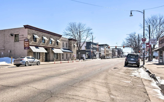 Loveland Duplex w/ Large Yard: 2 Mi to Dtwn