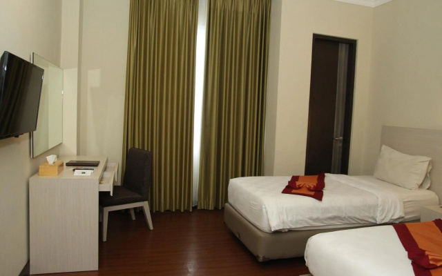 Grand Q Hotel Gorontalo – Guest Rooms – Gorontalo