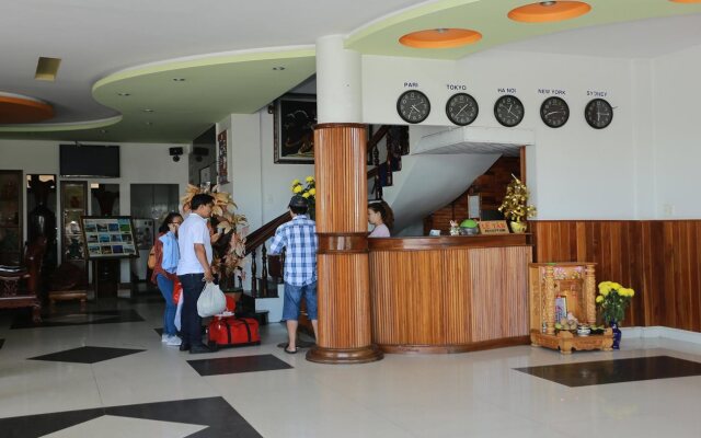 Thanh Long Hotel