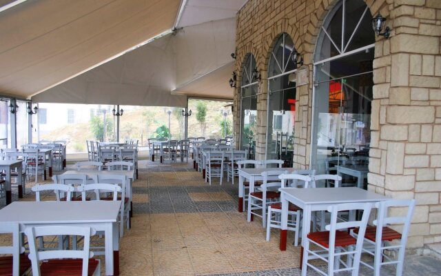 Hotel Petit Palais