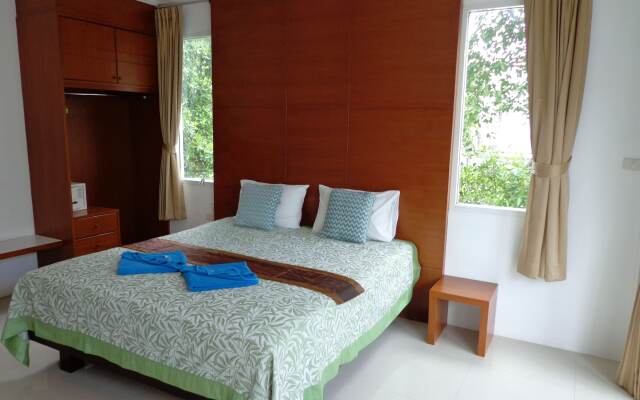 Sukcheewa Residence Phuket