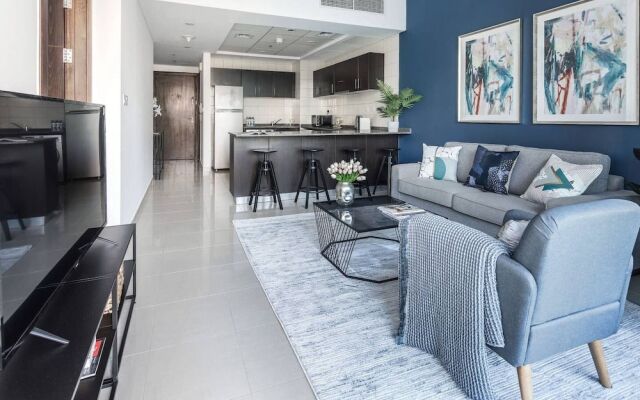 Classy & Ravishing 1BR w/ Enchanting Marina Views!