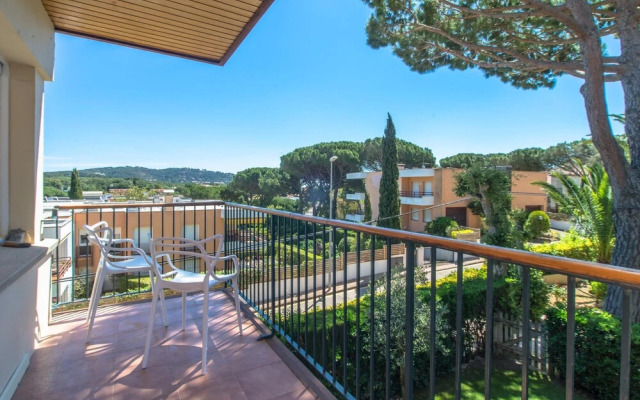 D-2 Calella DE Palafrugell 8 PAX