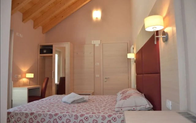 Malga Zebari Country House