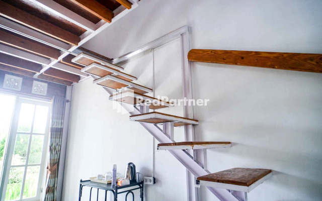 Omah Alif RedPartner