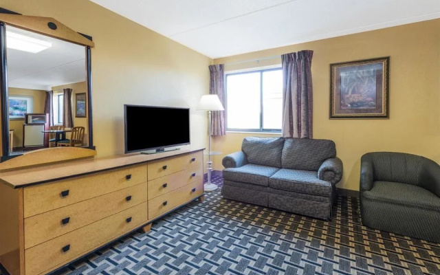 Days Inn Hurstbourne