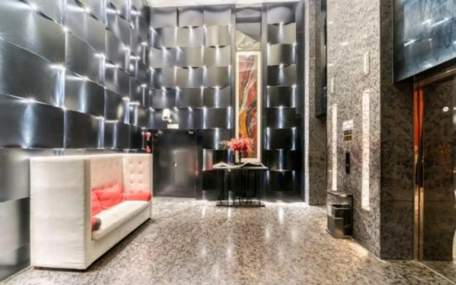 Maitao Crystal Hotel