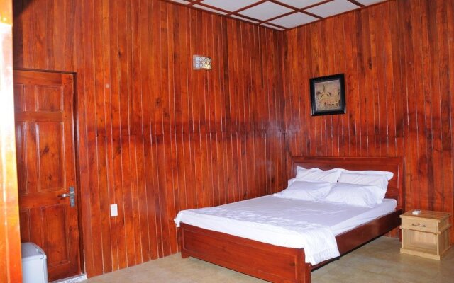 Nam Phuong Resort