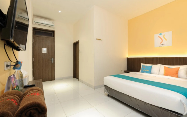 Sans Hotel Max Living Cengkareng