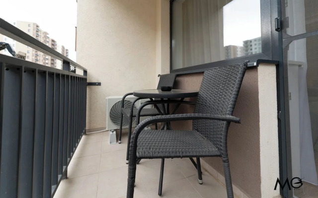 MoHost Sabina - Luxury with Balcony
