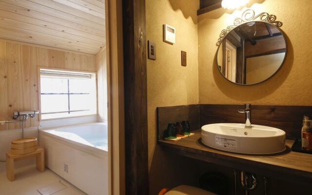 Yamasaki Ryokan Q Nakamonzenya