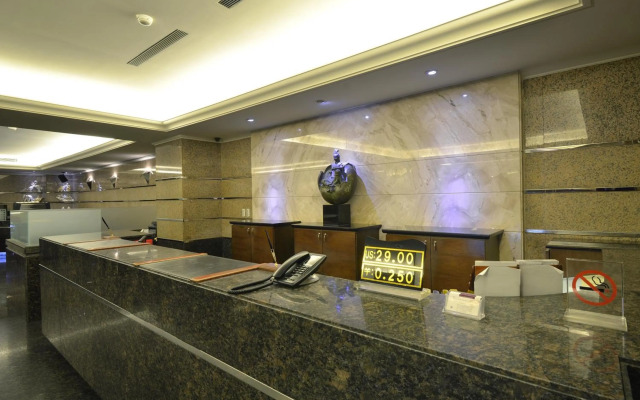 King's Paradise Hotel