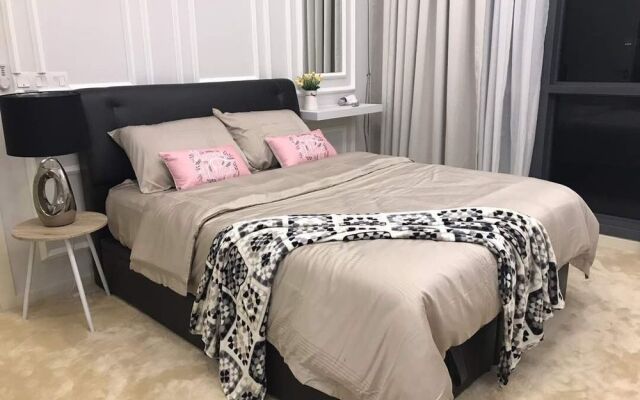 Vogue Suites One