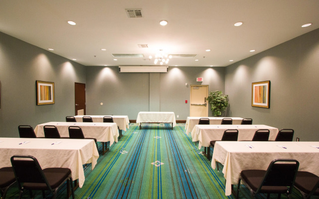 Holiday Inn Express Hotel and Suites Nacogdoches by IHG