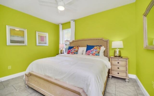 Ultimate 6 Bedroom Villa by Redawning