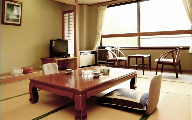 Komagane Onsen Hotel