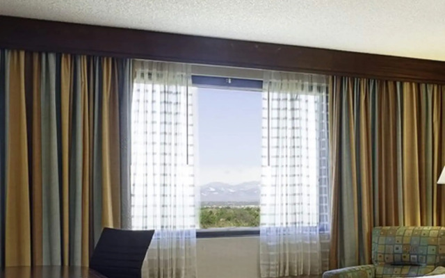 DoubleTree by Hilton Hotel Denver