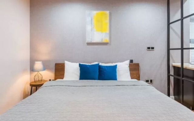 Floral Hotel Stay Along Shanghai