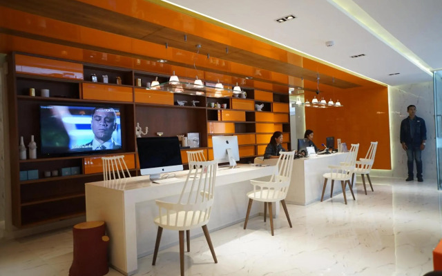 S Box Sukhumvit Hotel