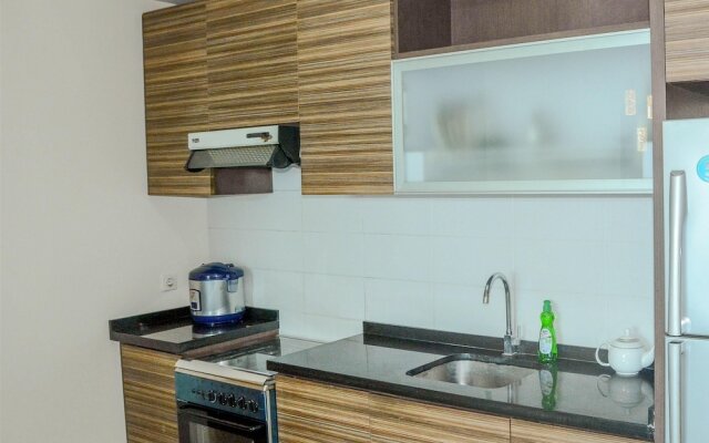 Spacious Hampton's Park Apartment with Working Space