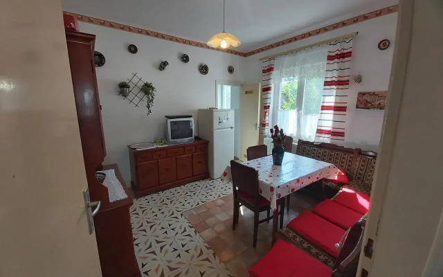 Nagyiék háza / Granny's House