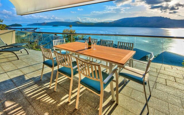 Waves 5 Luxury 3 Bedroom