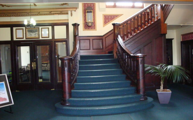 Grand Hotel, Whangarei