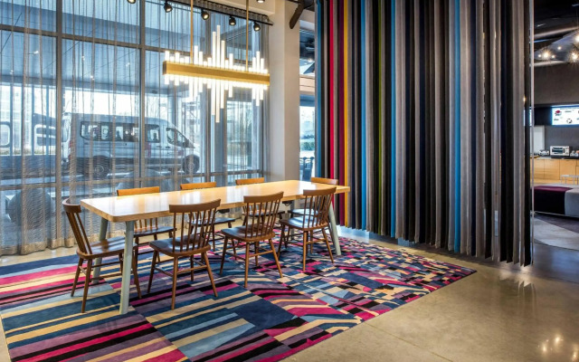 Aloft Charlotte Ballantyne