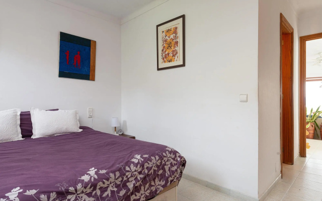 LA CASA DEL FAR - Wonderful semi-detached house facing the sea in Alcanada. Free WiFi. - Hotel in Alcudia - Photo 2