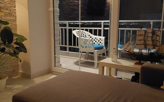 Lovely 1-bed Apartment in Perea