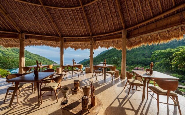 MATHIS Lodge Amed