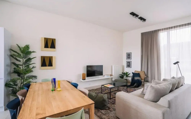River View Residence - City Center