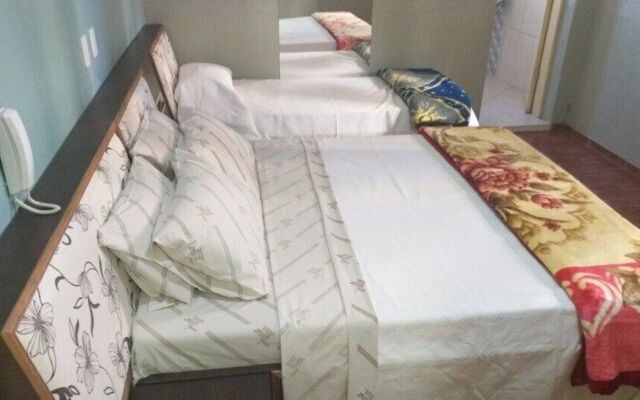 Hotel Lado Leste