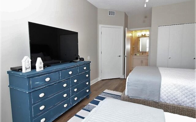 Beach Colony Tower Penthouse 16A