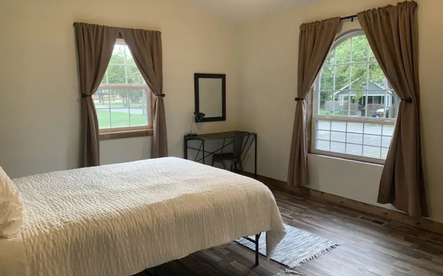 Trailhead Suites