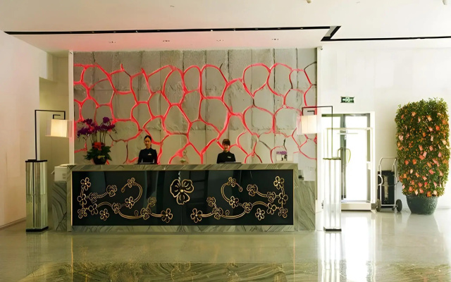 Lori Star Hotel