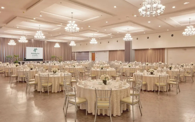 Holiday Inn & Suites Batangas Limapark by IHG