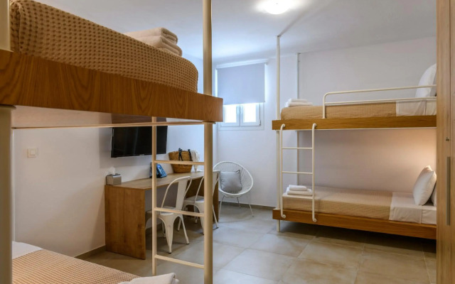Mykonaki Hotel