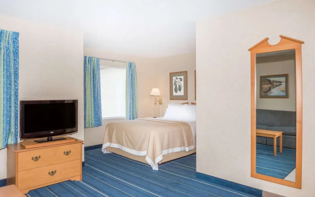 Days Inn & Suites Bridgeport - Clarksburg