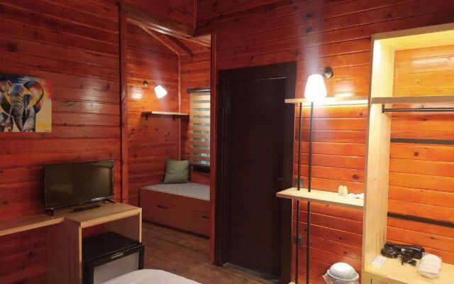 Babylon Town Hotel