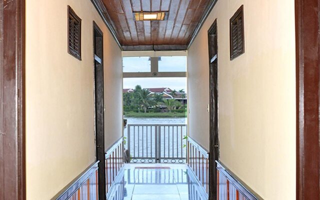 Huy Hoang River Hotel