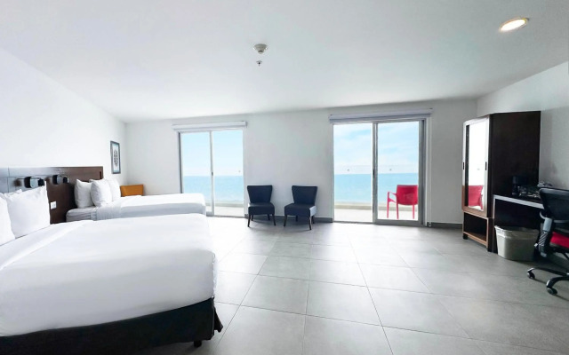 Park Inn by Radisson Mazatlán