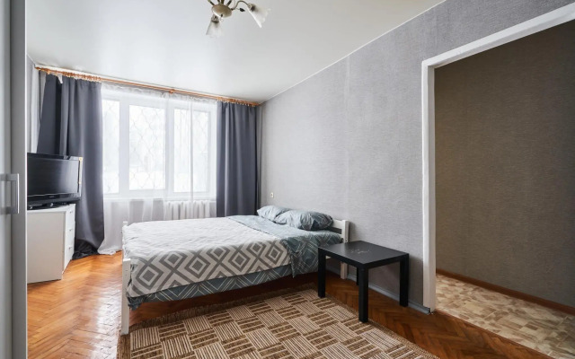 Apartments on Kakhovka street 14 building 1