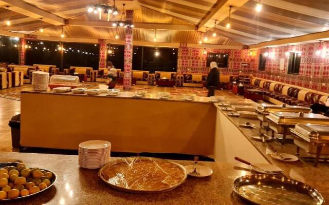 Hasan Zawaideh Luxury Camp 2