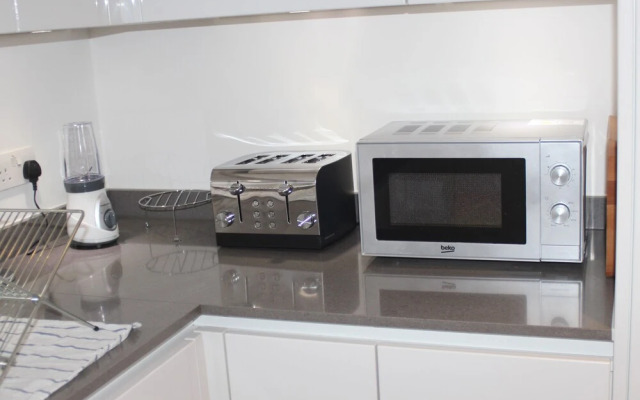 Stratford Luxury Apartment