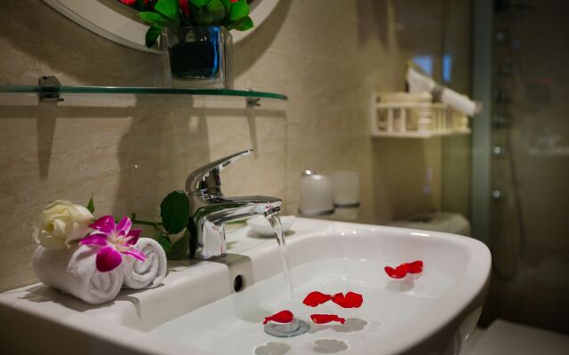 La Storia Ruby Hotel